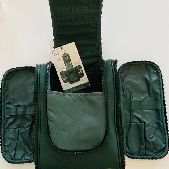 JOAN & DAVID Women's Hanging Toiletry Case NWT - Picture 5 of 9